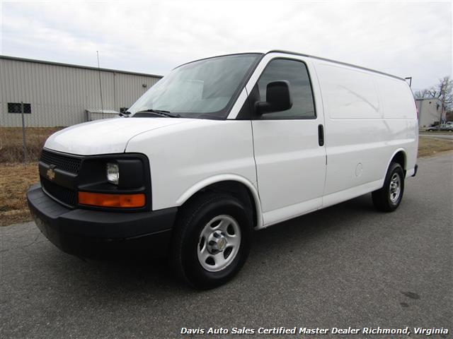2004 Chevrolet Express 1500 AWD 4X4 Commercial Work Cargo - Photo 1 - Richmond, VA 23237