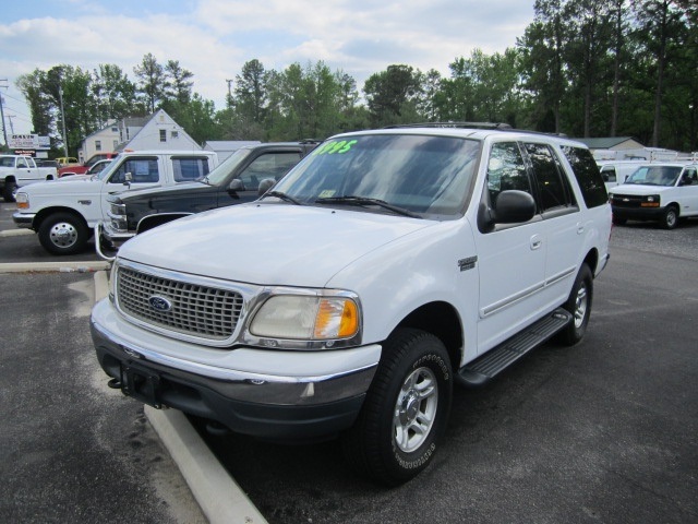 2000 Ford Expedition XLT 2000 Ford Expedition Xlt Towing Capacity