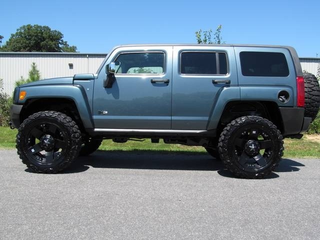 hummer h3 with big tires