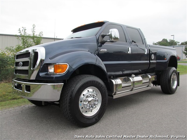 2004 Ford F650 Super Duty Super Crewzer