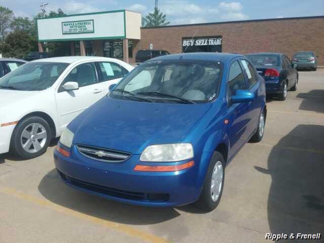 2004 Chevrolet Aveo Special Value - Photo 1 - Davenport, IA 52802