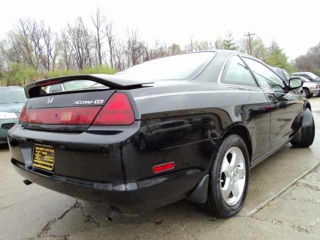 1999 Honda accord ex spoiler #3