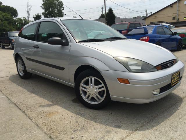 2003 Ford Focus ZX3 - Photo 10 - Cincinnati, OH 45255