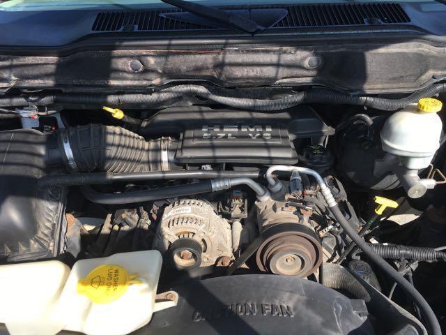 2006 Dodge Ram 1500 SLT 4dr Mega Cab - Photo 31 - Cincinnati, OH 45255