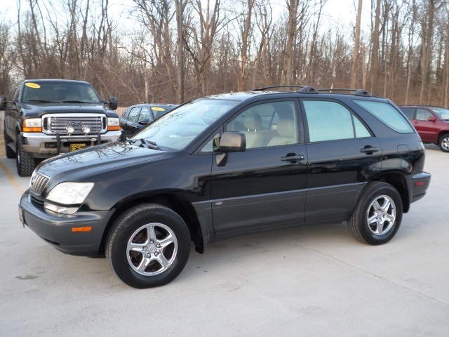 2003 Lexus RX 300 - Photo 3 - Cincinnati, OH 45255