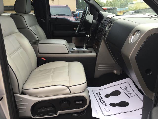2006 Lincoln Mark LT SuperCrew - Photo 14 - Cincinnati, OH 45255