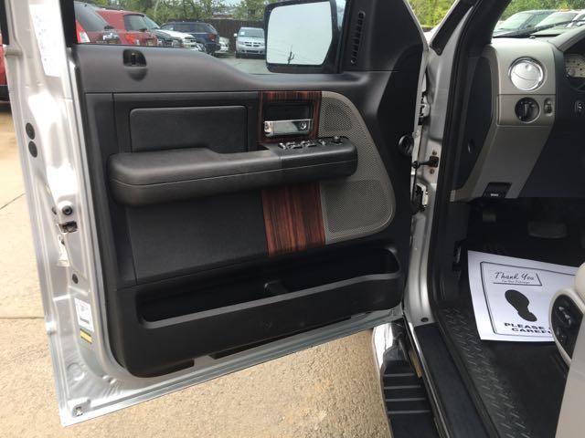 2006 Lincoln Mark LT SuperCrew - Photo 27 - Cincinnati, OH 45255