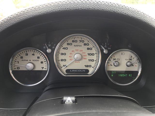 2006 Lincoln Mark LT SuperCrew - Photo 16 - Cincinnati, OH 45255