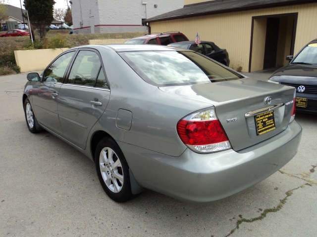 used 2005 toyota camry xle for sale #7