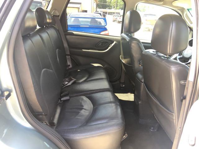 2004 Mazda Tribute ES-V6 - Photo 9 - Cincinnati, OH 45255