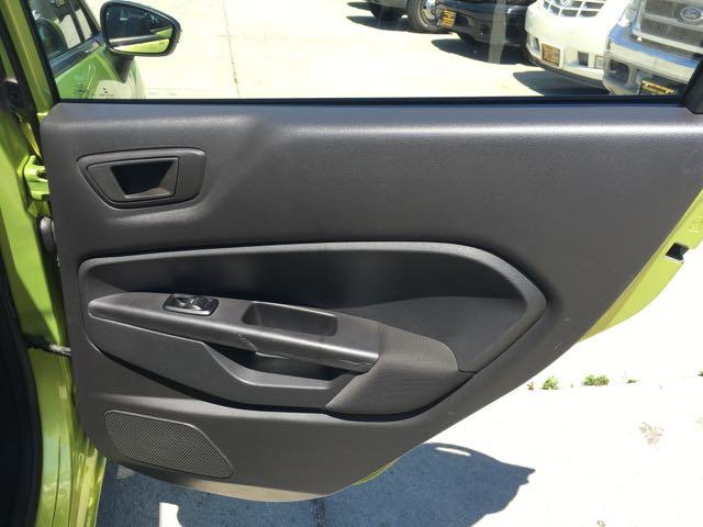 2013 Ford Fiesta SE - Photo 27 - Cincinnati, OH 45255