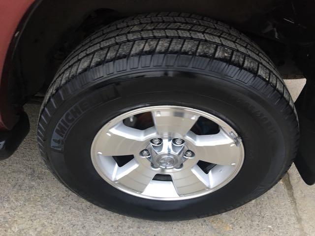 2005 Toyota 4Runner Limited - Photo 29 - Cincinnati, OH 45255