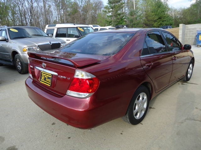 2005 toyota camry le rim size #4