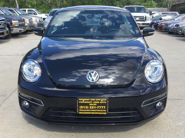 2014 Volkswagen Beetle-Classic R-Line PZEV - Photo 2 - Cincinnati, OH 45255