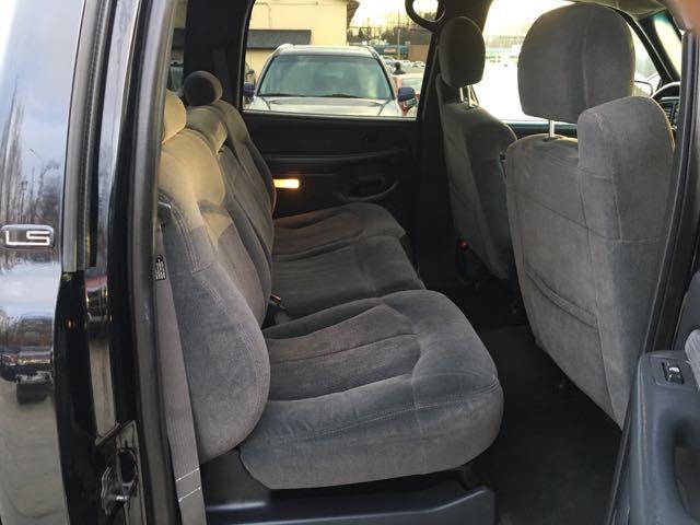 2002 Chevrolet Silverado 1500 LS 4dr Crew Cab - Photo 9 - Cincinnati, OH 45255