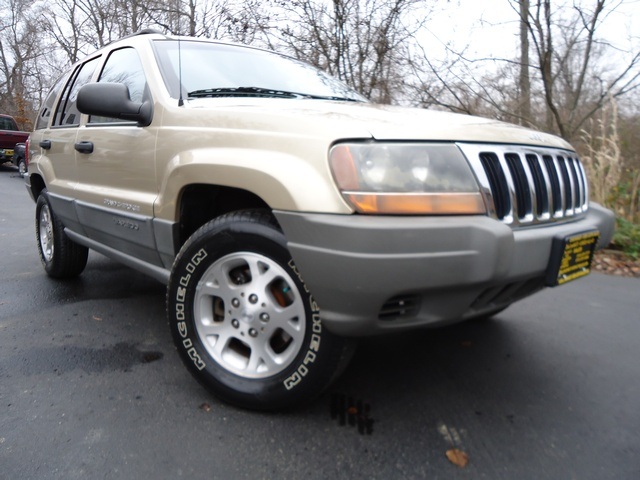 1999 Jeep grand cherokee laredo tires size
