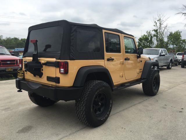2014 Jeep Wrangler Unlimited Sport - Photo 6 - Cincinnati, OH 45255