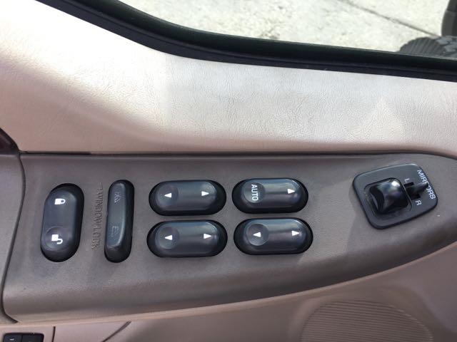 2002 Ford Excursion Limited - Photo 22 - Cincinnati, OH 45255