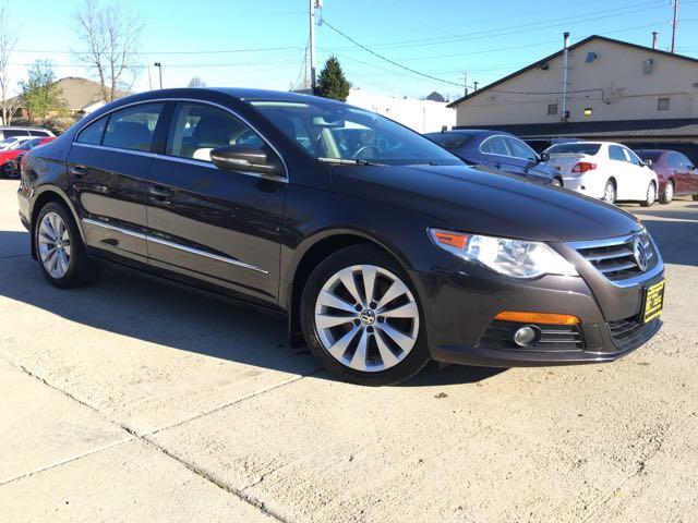 2010 Volkswagen CC Sport - Photo 10 - Cincinnati, OH 45255