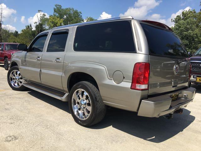 2003 Cadillac Escalade ESV - Photo 12 - Cincinnati, OH 45255