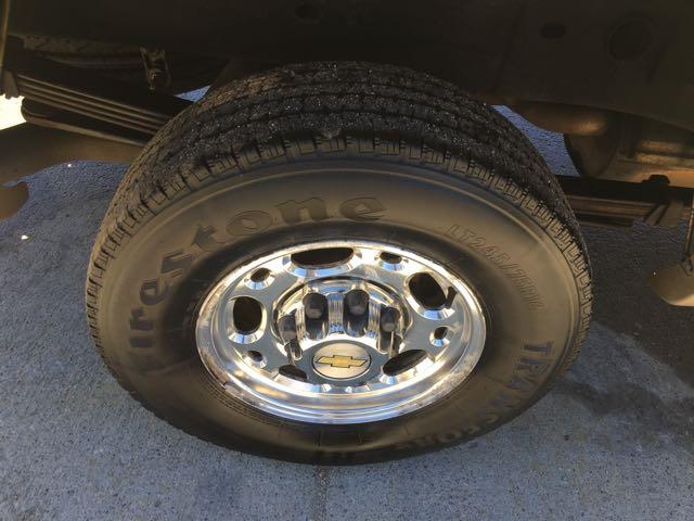 2005 Chevrolet Silverado 2500 LS 4dr Extended Cab LS - Photo 27 - Cincinnati, OH 45255