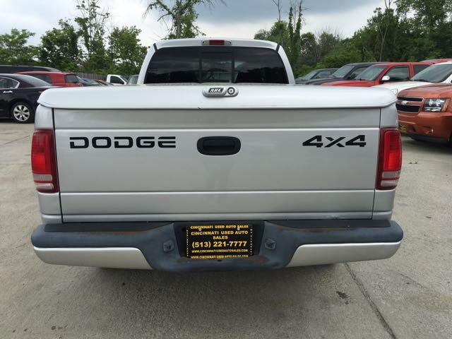 2001 Dodge Dakota SLT - Photo 5 - Cincinnati, OH 45255