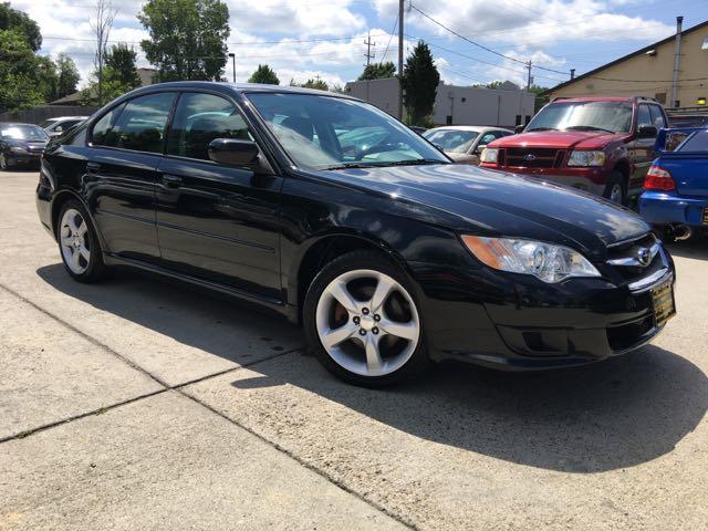 2009 Subaru Legacy 2.5i Special Edition - Photo 10 - Cincinnati, OH 45255