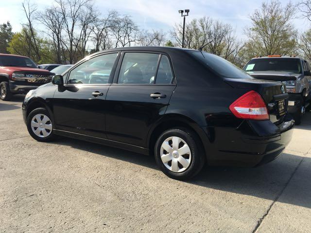 2009 Nissan Versa 1.6 Base - Photo 12 - Cincinnati, OH 45255