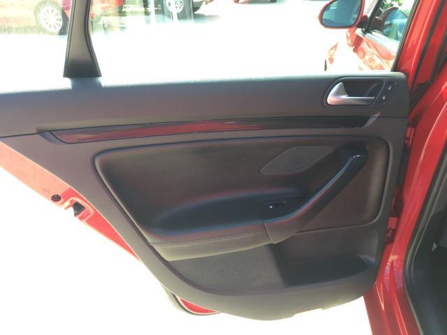 2010 Volkswagen Jetta Wolfsburg Edition PZEV - Photo 24 - Cincinnati, OH 45255