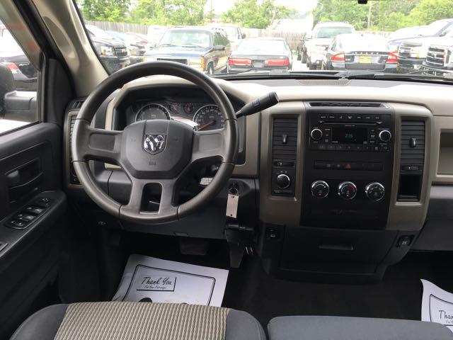2009 Dodge Ram 1500 ST - Photo 7 - Cincinnati, OH 45255