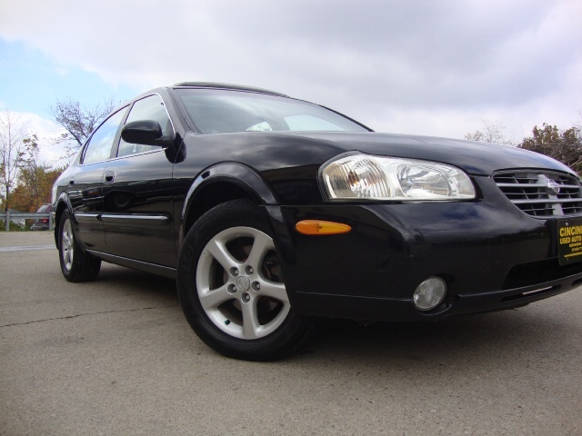 2000 Nissan maxima standard features #6