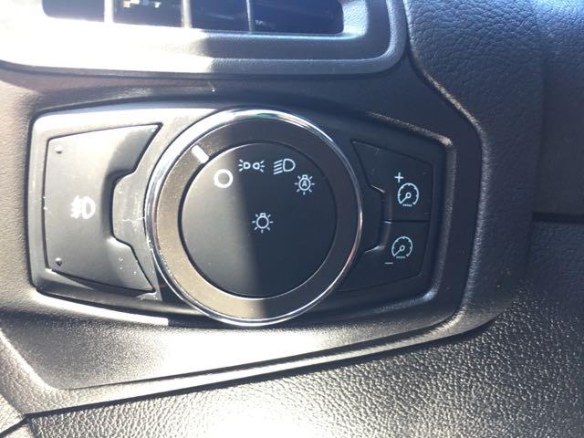 2012 Ford Focus SE - Photo 22 - Cincinnati, OH 45255