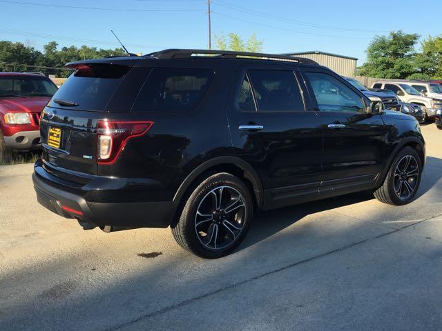 2014 Ford Explorer Sport - Photo 6 - Cincinnati, OH 45255
