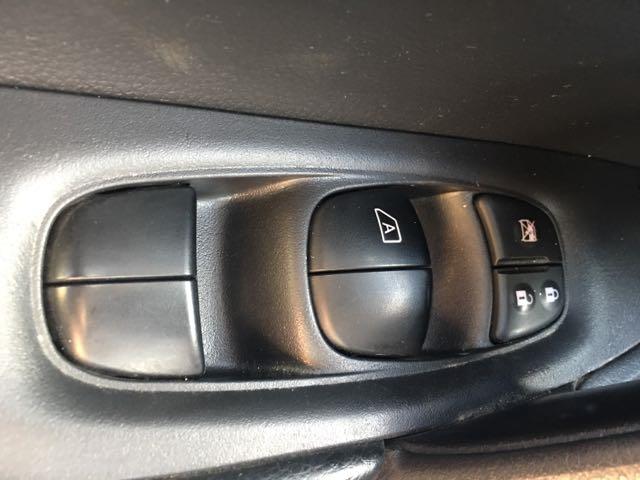 2015 Nissan Rogue SV - Photo 22 - Cincinnati, OH 45255