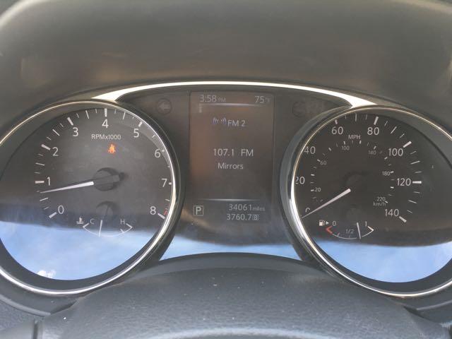 2015 Nissan Rogue SV - Photo 17 - Cincinnati, OH 45255