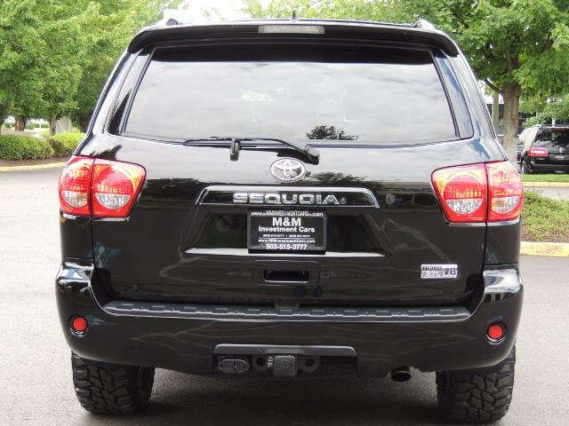 2016 Toyota Sequoia SR5 / 4WD / Third Seat / Sunroof / Backup / LIFTED - Photo 6 - Portland, OR 97217