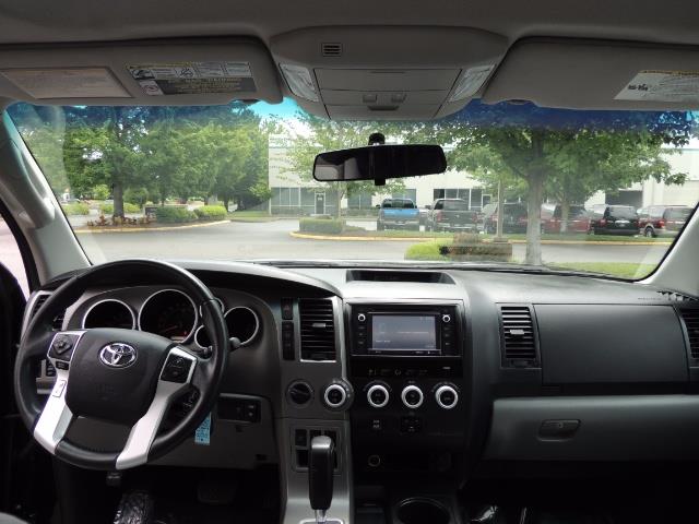 2016 Toyota Sequoia SR5 / 4WD / Third Seat / Sunroof / Backup / LIFTED - Photo 37 - Portland, OR 97217