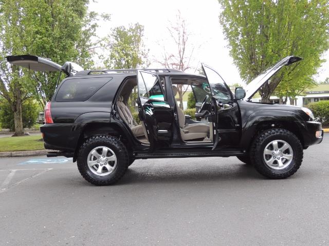 2003 Toyota 4Runner SR5 V6 / 4X4 / DIFF LOCK / LIFTED - Photo 22 - Portland, OR 97217