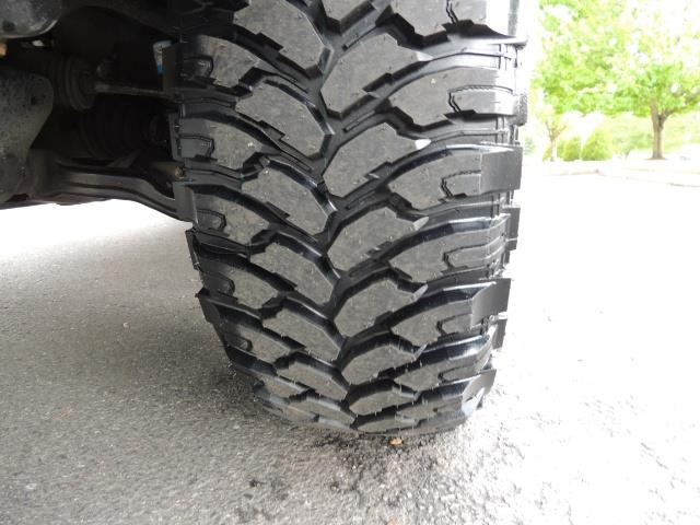 2003 Toyota 4Runner SR5 V6 / 4X4 / DIFF LOCK / LIFTED - Photo 24 - Portland, OR 97217