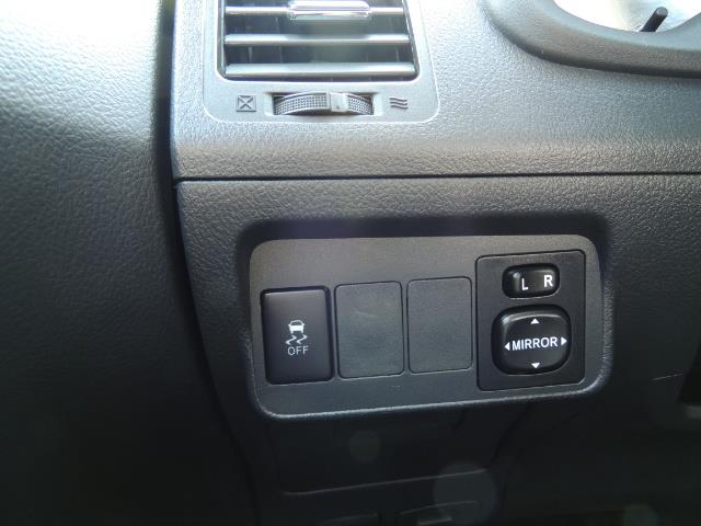 2013 Toyota Corolla S Special Edition , Navigation, Spoiler , Excel Co - Photo 36 - Portland, OR 97217