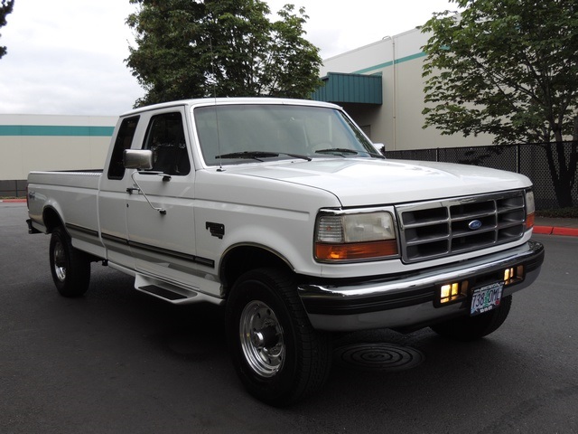 1996 Ford F-250 XLT/4X4/ 7.3L Turbo Diesel / Long Bed / Runs Excel - Photo 2 - Portland, OR 97217