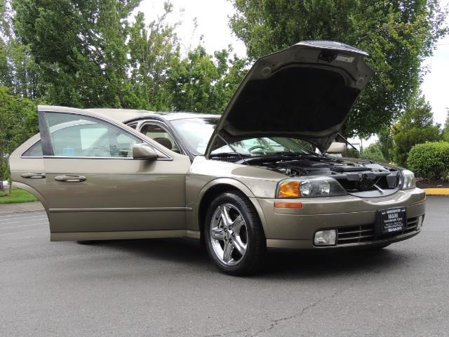 2002 Lincoln LS Luxury Sedan / Leather/ Heated Seats / Low Miles - Photo 31 - Portland, OR 97217