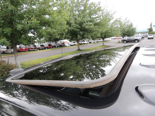 2011 Ford F-350 Super Duty Lariat / 4x4 / 6.7L DIESEL / LOADED - Photo 44 - Portland, OR 97217