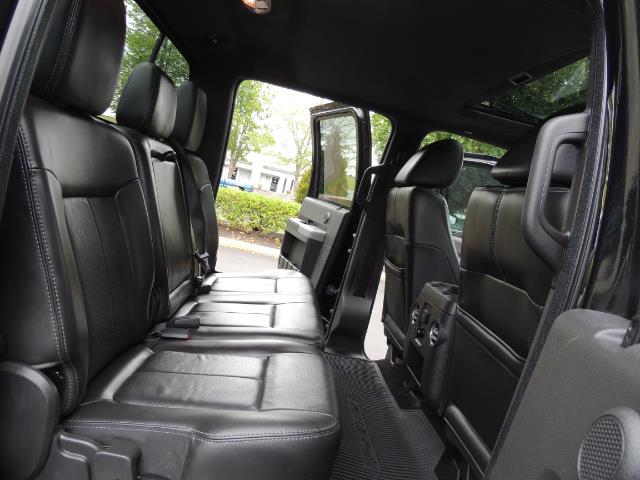 2011 Ford F-350 Super Duty Lariat / 4x4 / 6.7L DIESEL / LOADED - Photo 16 - Portland, OR 97217