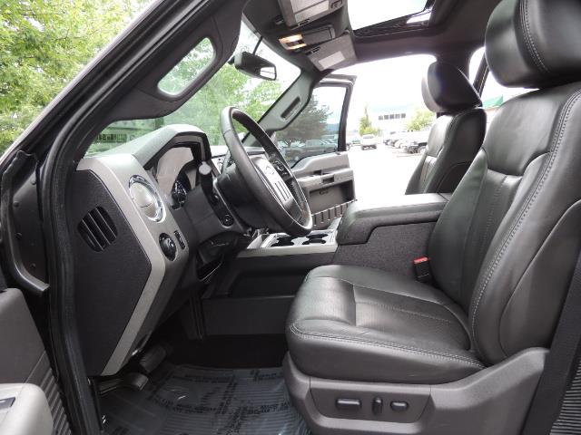 2011 Ford F-350 Super Duty Lariat / 4x4 / 6.7L DIESEL / LOADED - Photo 14 - Portland, OR 97217