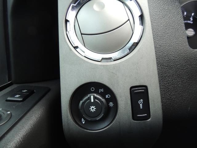 2011 Ford F-350 Super Duty Lariat / 4x4 / 6.7L DIESEL / LOADED - Photo 43 - Portland, OR 97217