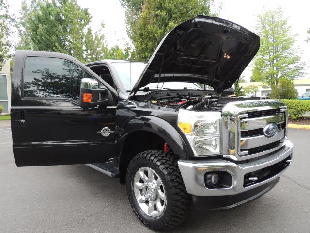 2011 Ford F-350 Super Duty Lariat / 4x4 / 6.7L DIESEL / LOADED - Photo 33 - Portland, OR 97217