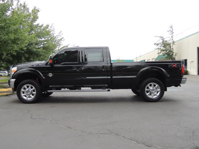 2011 Ford F-350 Super Duty Lariat / 4x4 / 6.7L DIESEL / LOADED - Photo 3 - Portland, OR 97217