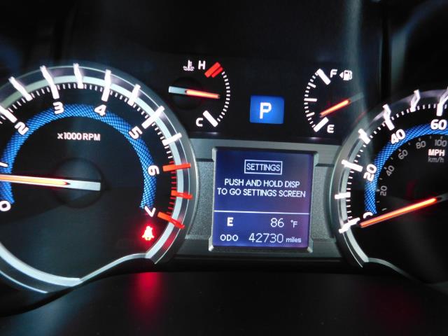 2016 Toyota 4Runner SR5 / 4WD / Sport Utility / LIFTED LIFTED - Photo 41 - Portland, OR 97217