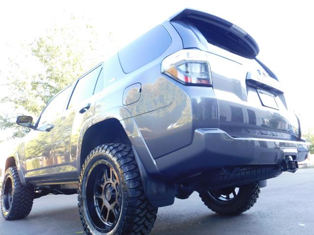 2016 Toyota 4Runner SR5 / 4WD / Sport Utility / LIFTED LIFTED - Photo 11 - Portland, OR 97217